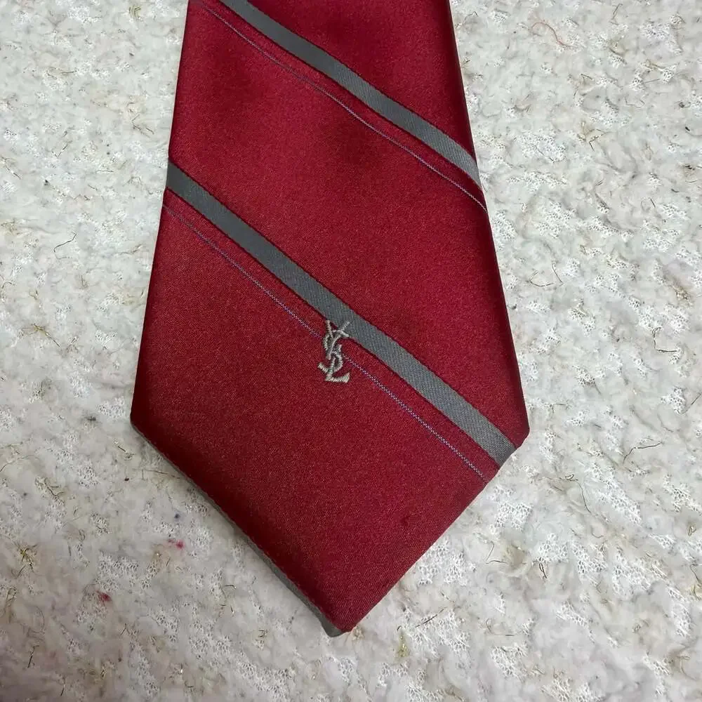 Yves Saint Laurent YSL Vintage Men's Burgundy & Grey Striped Silk Necktie Tie